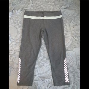LuluLemon Cropped Pants